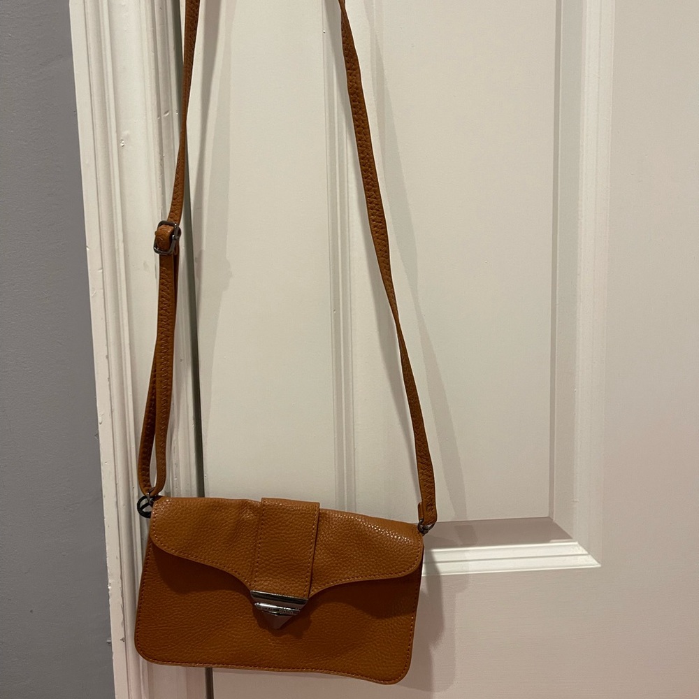 Brown crossbody bag- never worn!